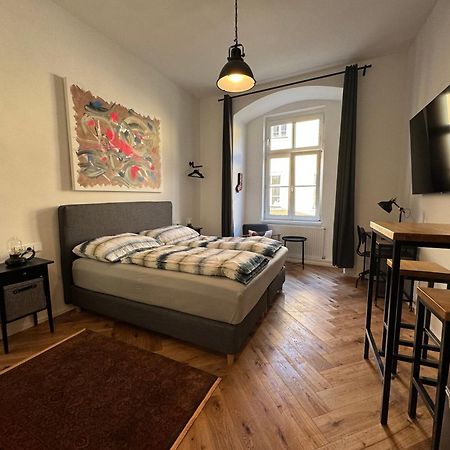 Industrial Apartment Schlossberg リンツ エクステリア 写真
