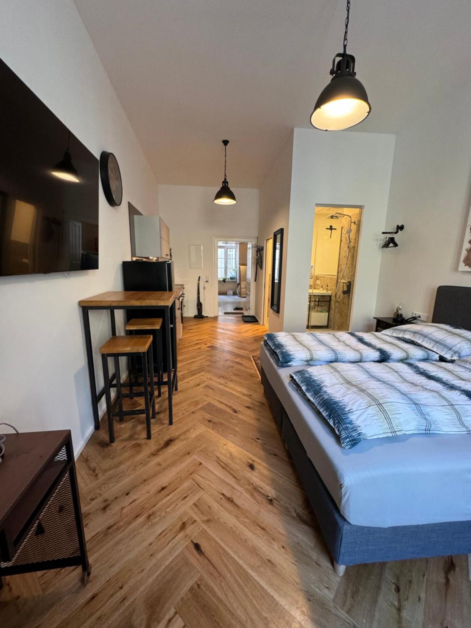 Industrial Apartment Schlossberg リンツ エクステリア 写真