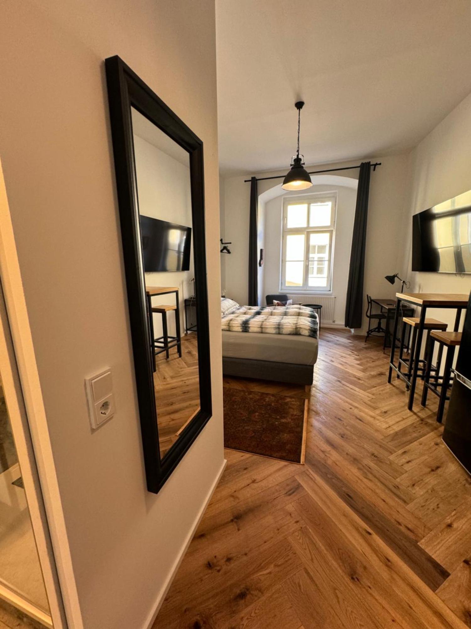 Industrial Apartment Schlossberg リンツ エクステリア 写真
